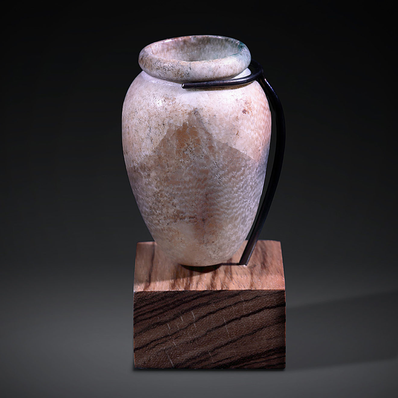 Ancient Egyptian Alabaster Vase Gemme Nummarie
